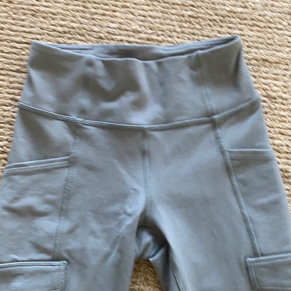 lululemon leggings size 2